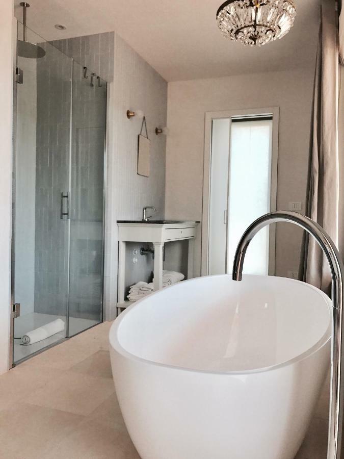 Battimandorlo Hotel Noto Eksteriør billede