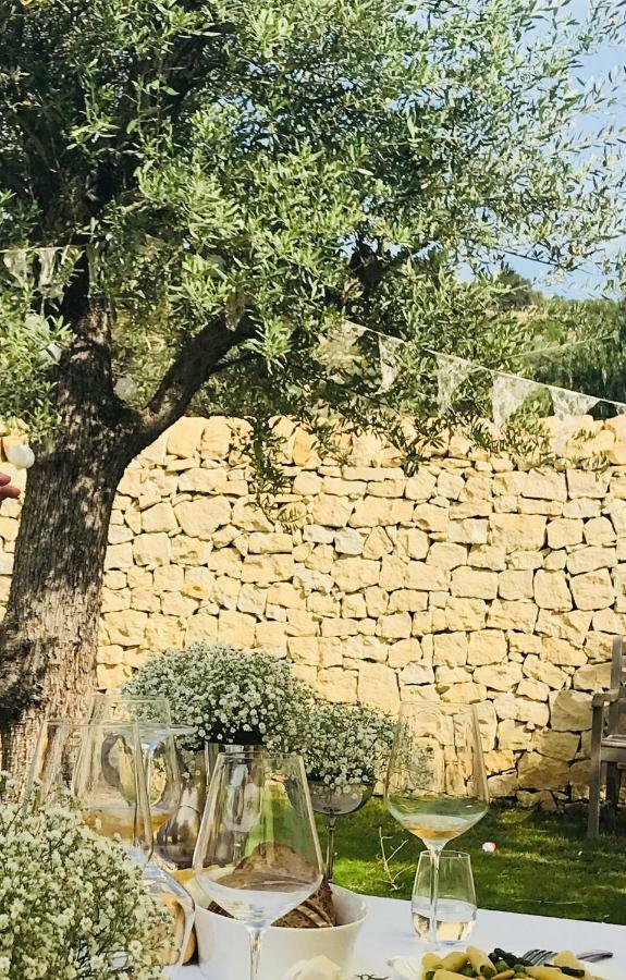 Battimandorlo Hotel Noto Eksteriør billede