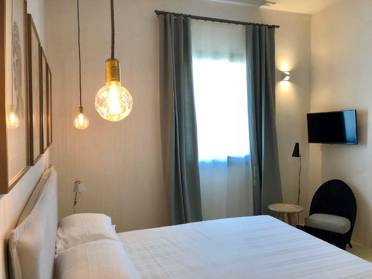 Battimandorlo Hotel Noto Eksteriør billede